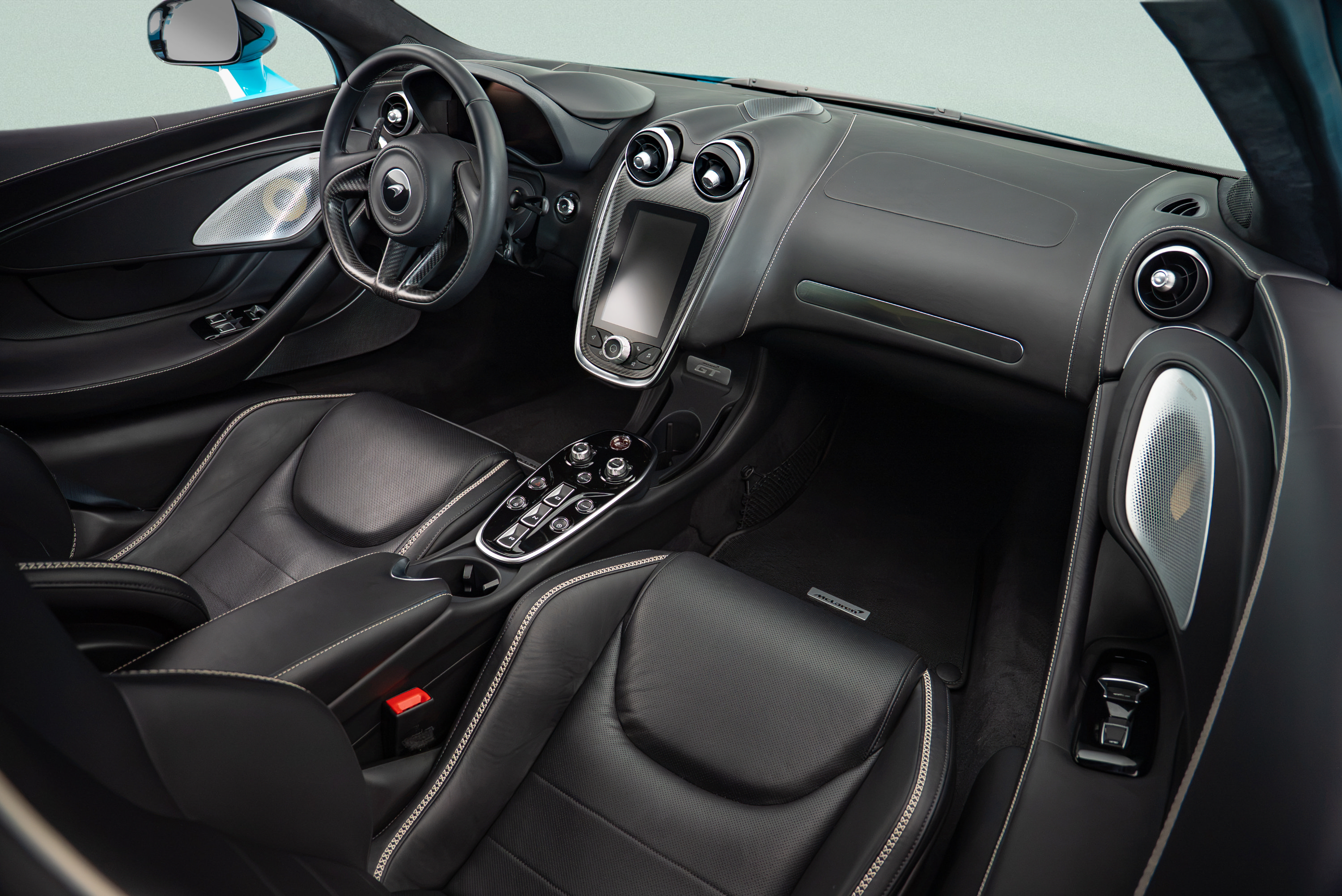 Used 2023 McLaren GT RWD image 8
