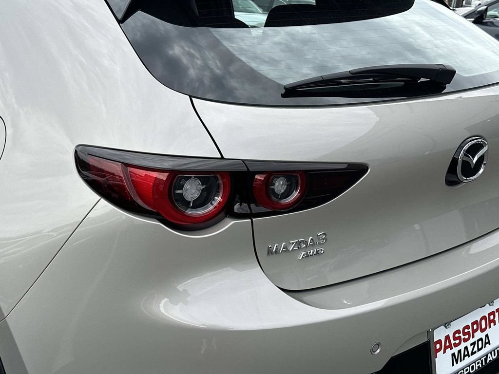 New 2026 MAZDA MAZDA3 Hatchback w/Premium Plus Pkg AWD/4WD image 8