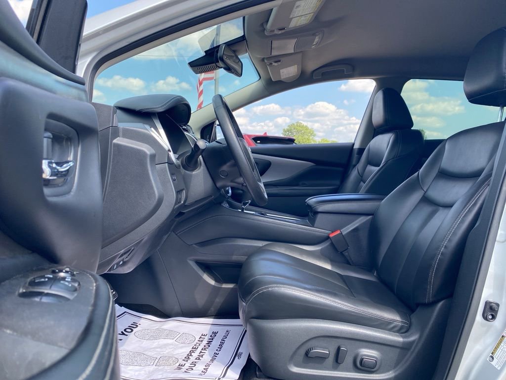 Used 2023 Nissan Murano SV image 15