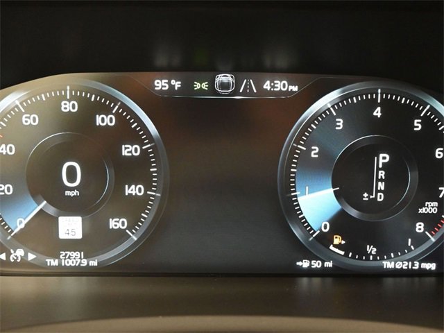 Used 2022 Volvo XC90 T6 Momentum w/ Climate Package image 25