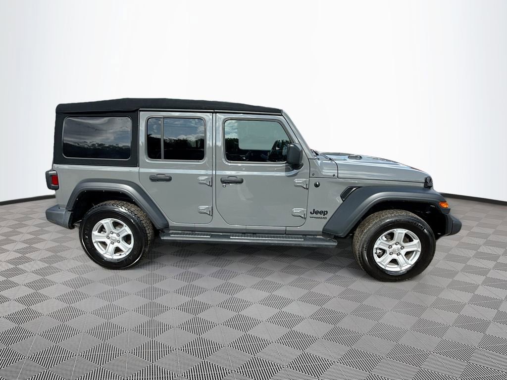 Used 2022 Jeep Wrangler Unlimited Sport AWD/4WD image 5
