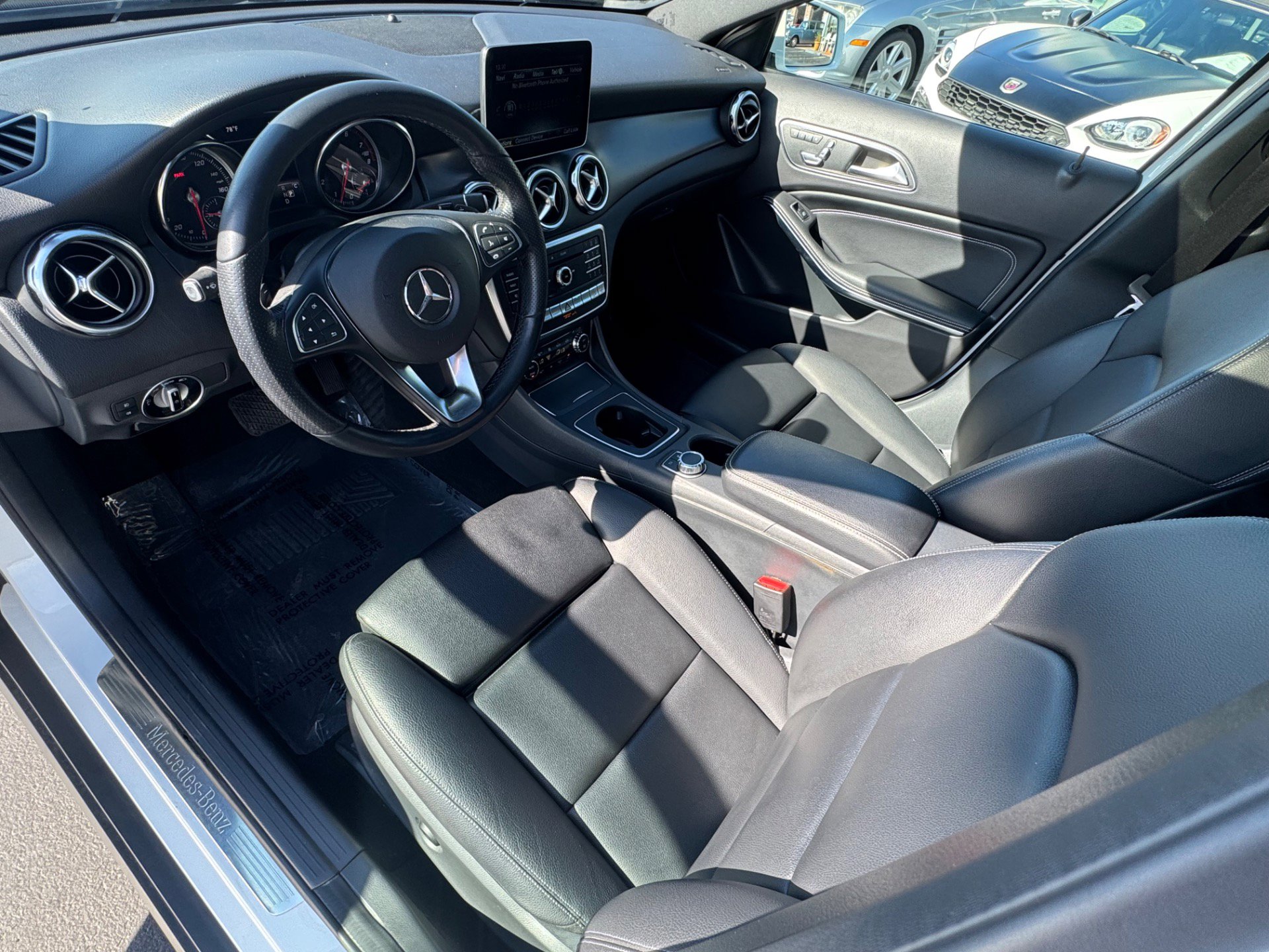 Used 2019 Mercedes-Benz GLA 250 4MATIC image 5