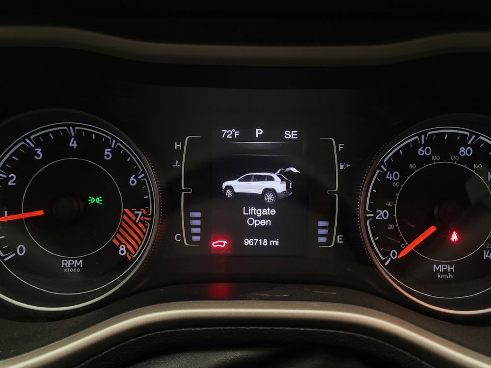 Used 2015 Jeep Cherokee Latitude w/ Trailer Tow Group image 23