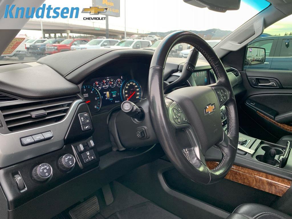 Used 2020 Chevrolet Suburban Premier image 11