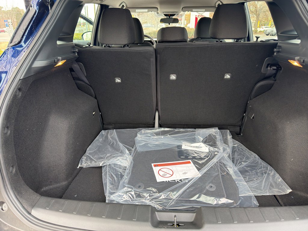 New 2026 Nissan Kicks S image 31