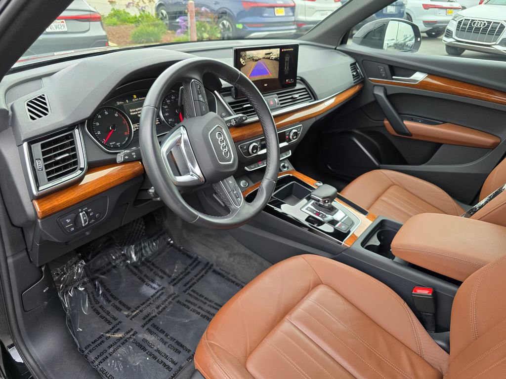 Used 2023 Audi Q5 2.0T Premium w/ Convenience Package image 8