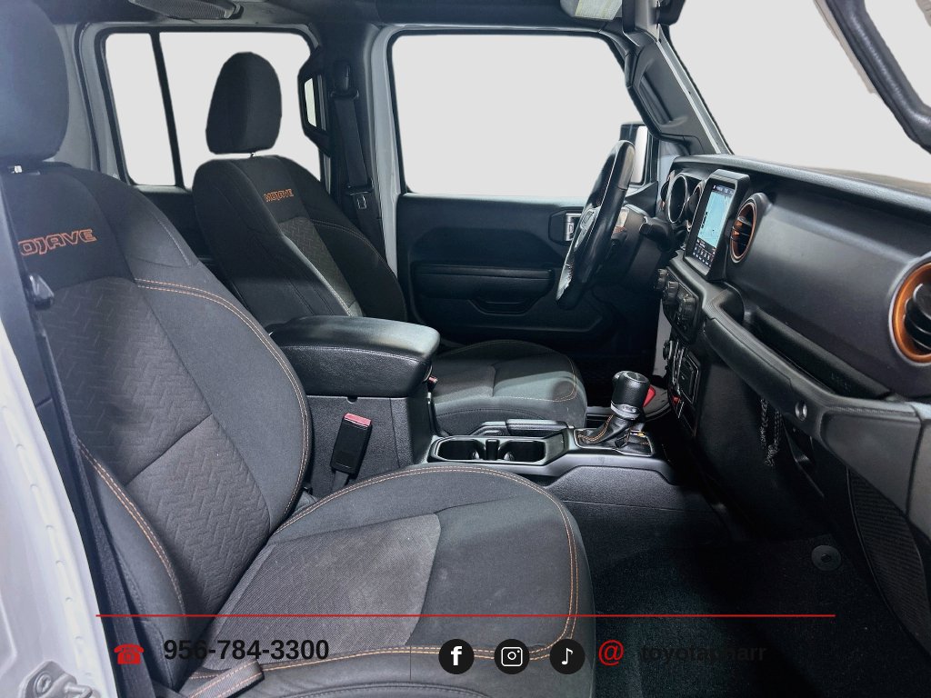 Used 2023 Jeep Gladiator Mojave w/ Trailer Tow Package AWD/4WD image 26
