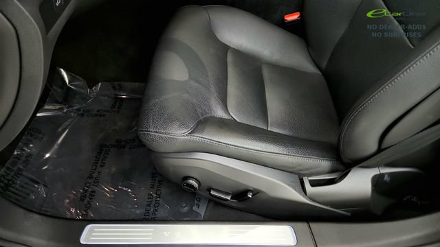 Used 2023 Volvo S90 B6 Plus AWD/4WD image 49