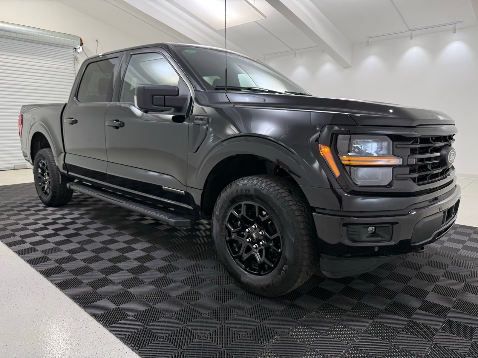 Used 2025 Ford F150 XLT w/ Equipment Group 302A MID