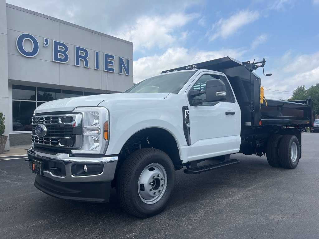 New 2025 Ford F350 XL w/ XL Chrome Package