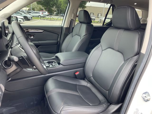 Used 2025 Honda Pilot Touring image 26