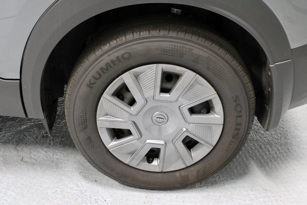 Certified 2025 Nissan Kicks S AWD/4WD image 18