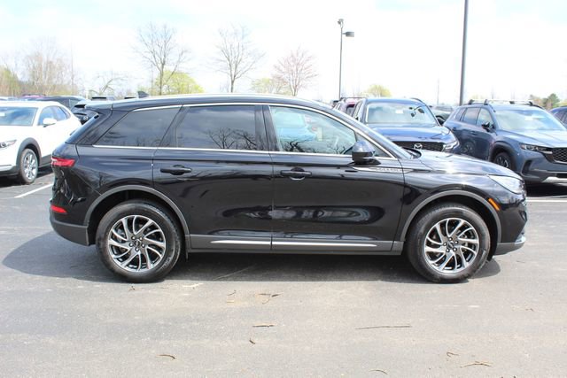Certified 2022 Lincoln Corsair AWD w/ Equipment Group 101A image 2