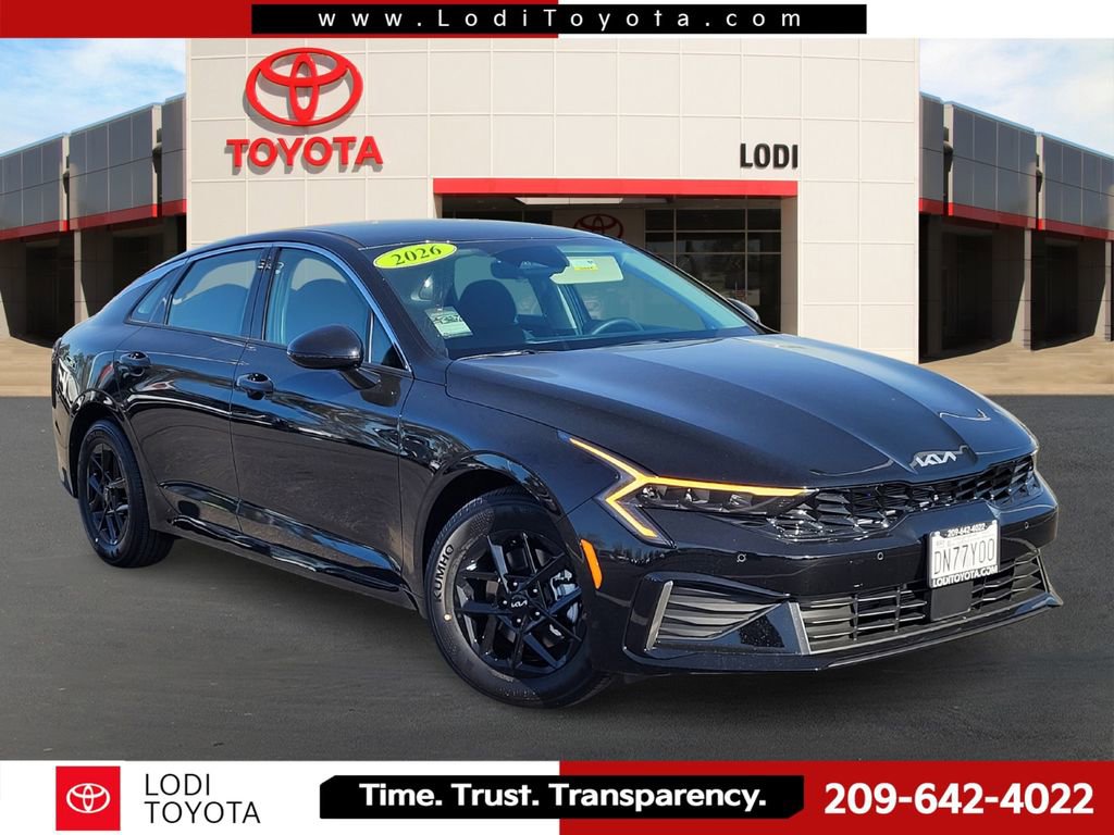 Used 2026 Kia K5 LXS image 1