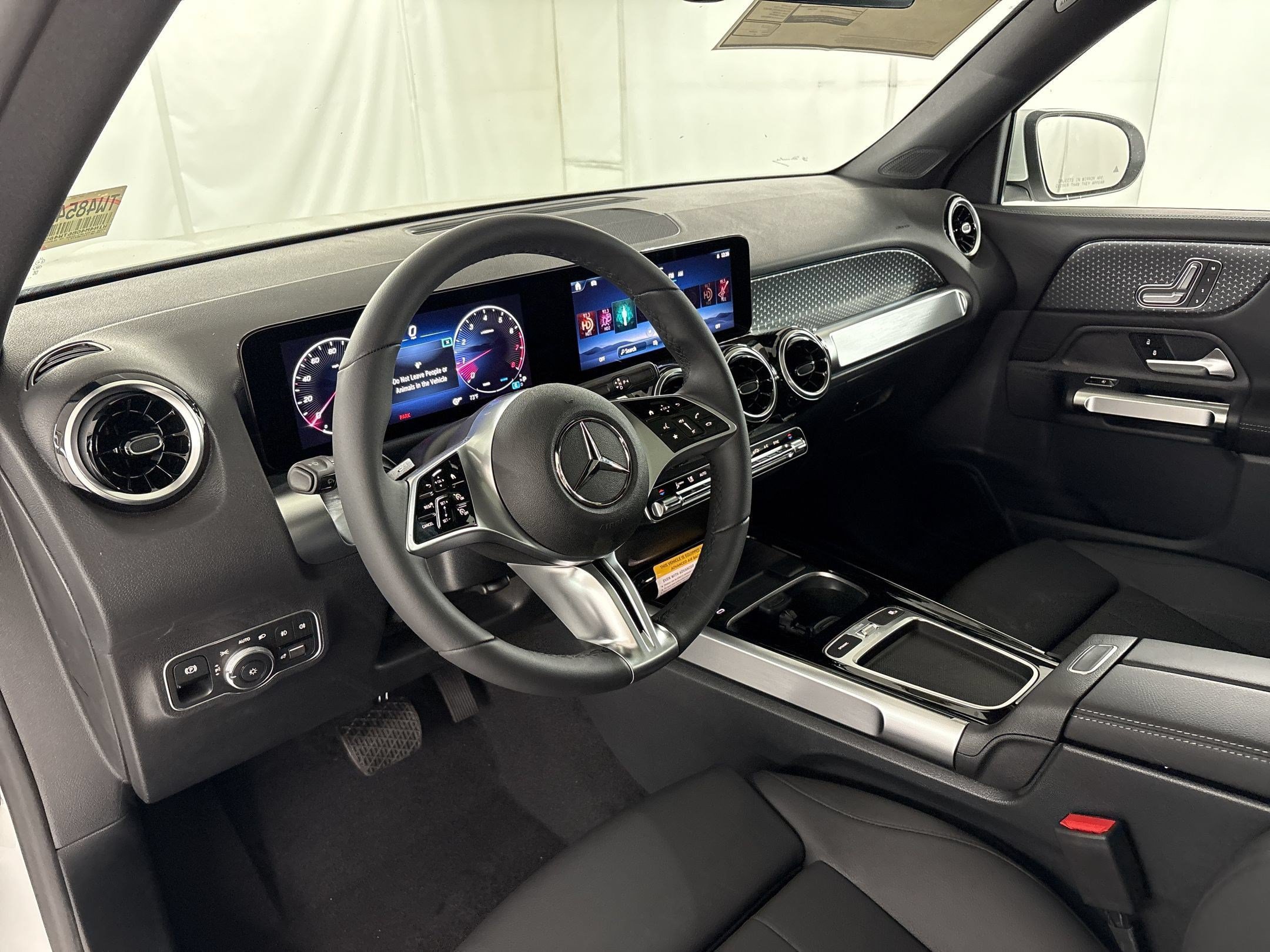 Certified 2026 Mercedes-Benz GLB 250 image 48