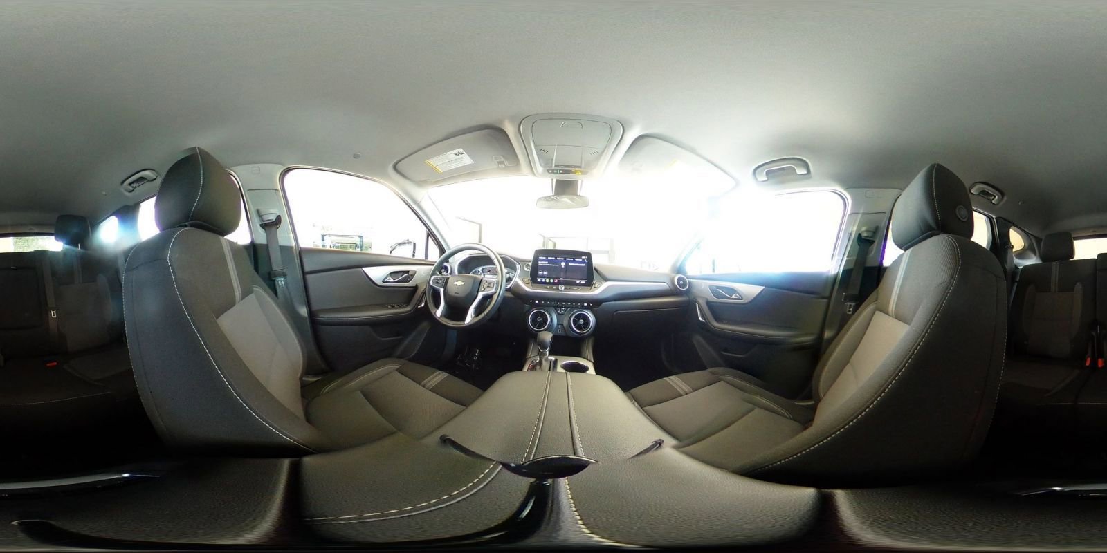 Used 2025 Chevrolet Blazer LT image 42