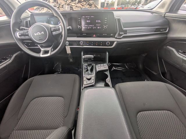 Used 2024 Kia Sportage LX image 12