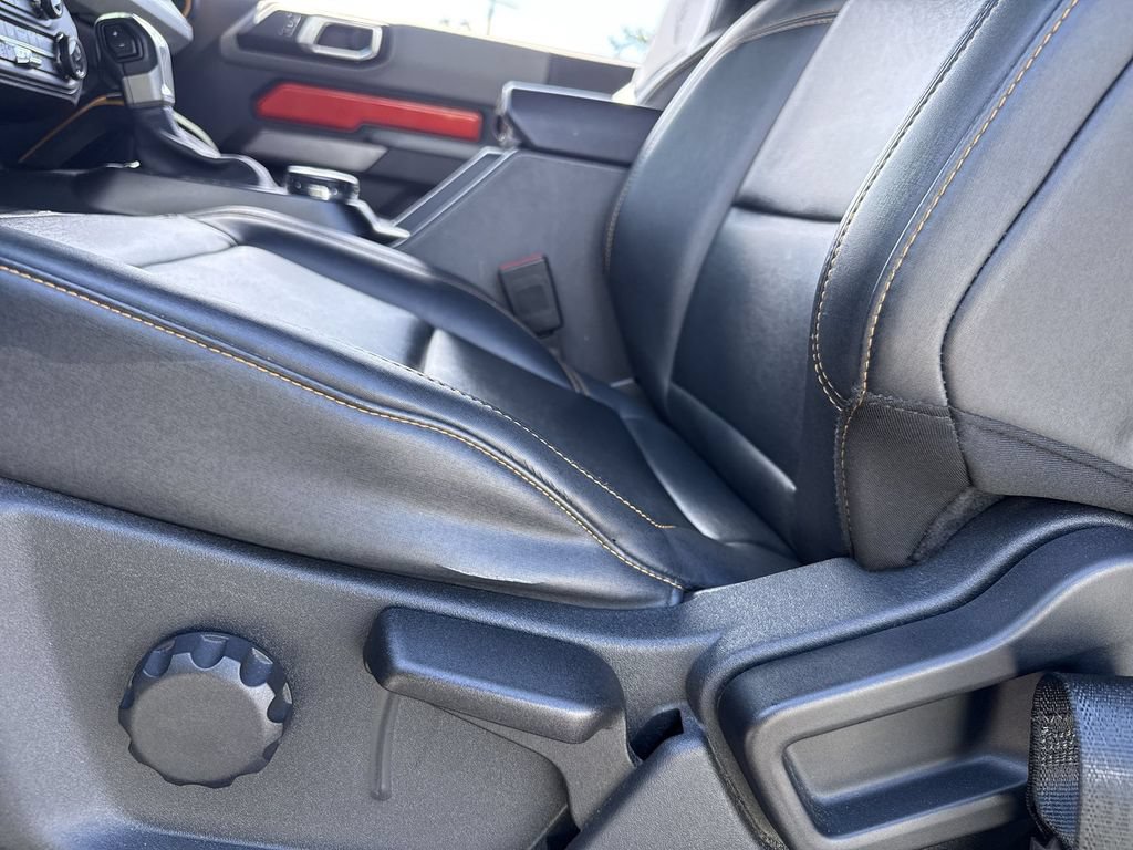 Used 2022 Ford Bronco Badlands AWD/4WD image 15