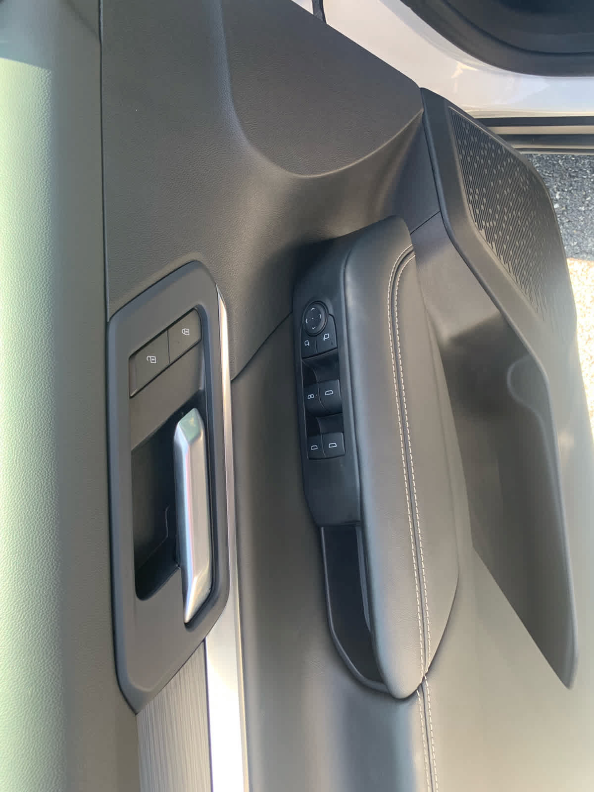 Used 2025 GMC Terrain Elevation AWD/4WD image 13