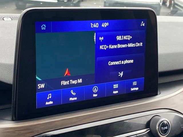 Used 2020 Ford Escape Titanium image 11