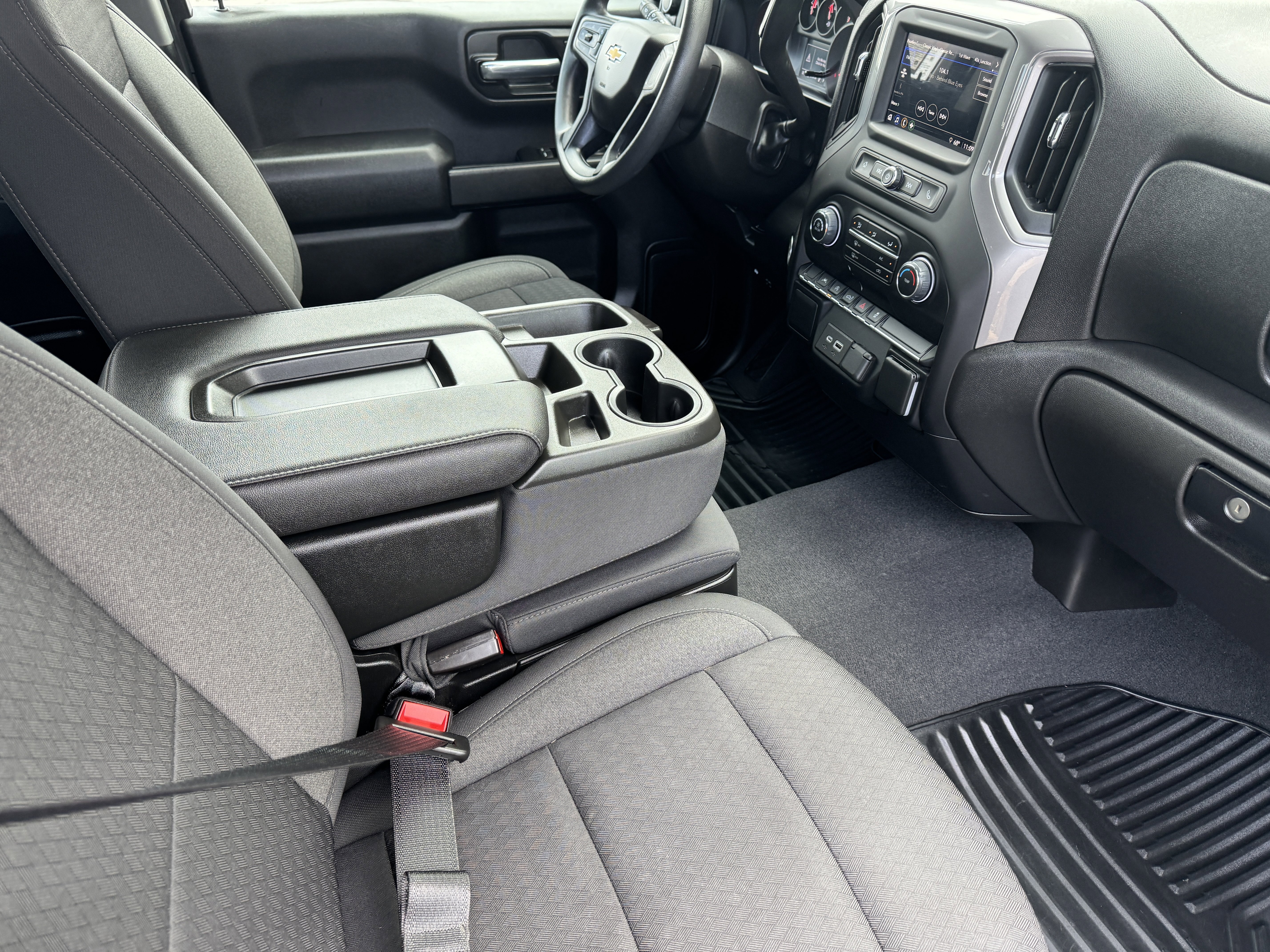 Certified 2022 Chevrolet Silverado 1500 Custom w/ LPO, Dark Essentials Package image 22