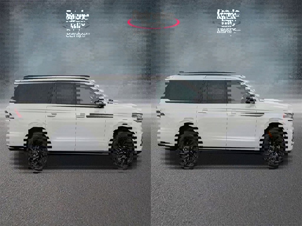 New 2025 Lincoln Navigator L Reserve w/ Jet Appearance Package image 4