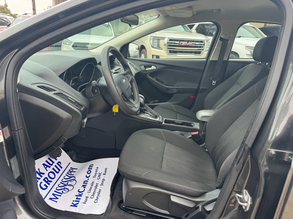 Used 2015 Ford Focus SE image 13