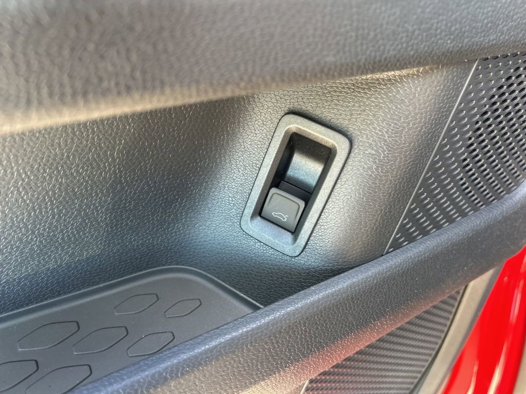 New 2025 Volkswagen ID. Buzz Pro S Plus image 13