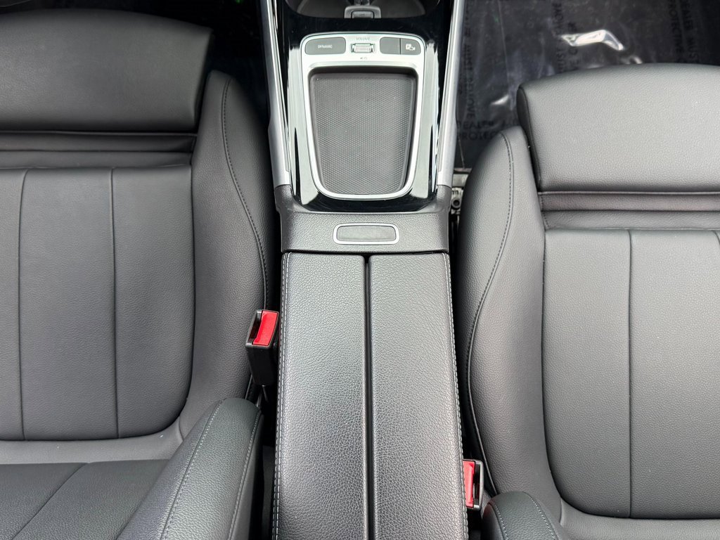 Used 2024 Mercedes-Benz GLB 250 4MATIC image 47