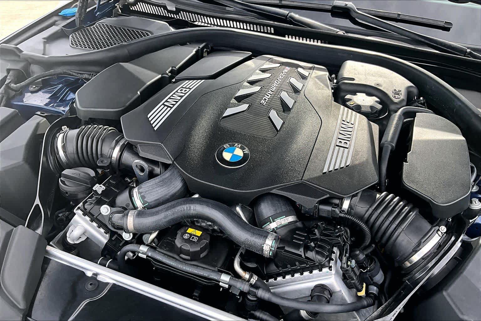 Used 2021 BMW M550i xDrive w/ Executive Package AWD/4WD image 31