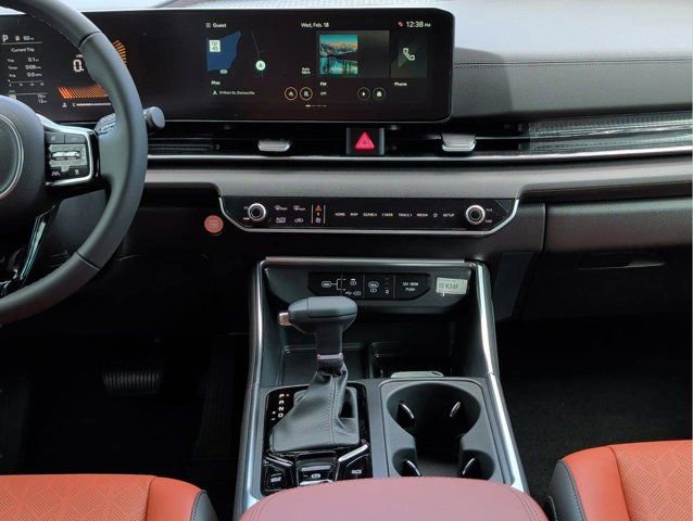 New 2026 Kia Carnival EX image 18