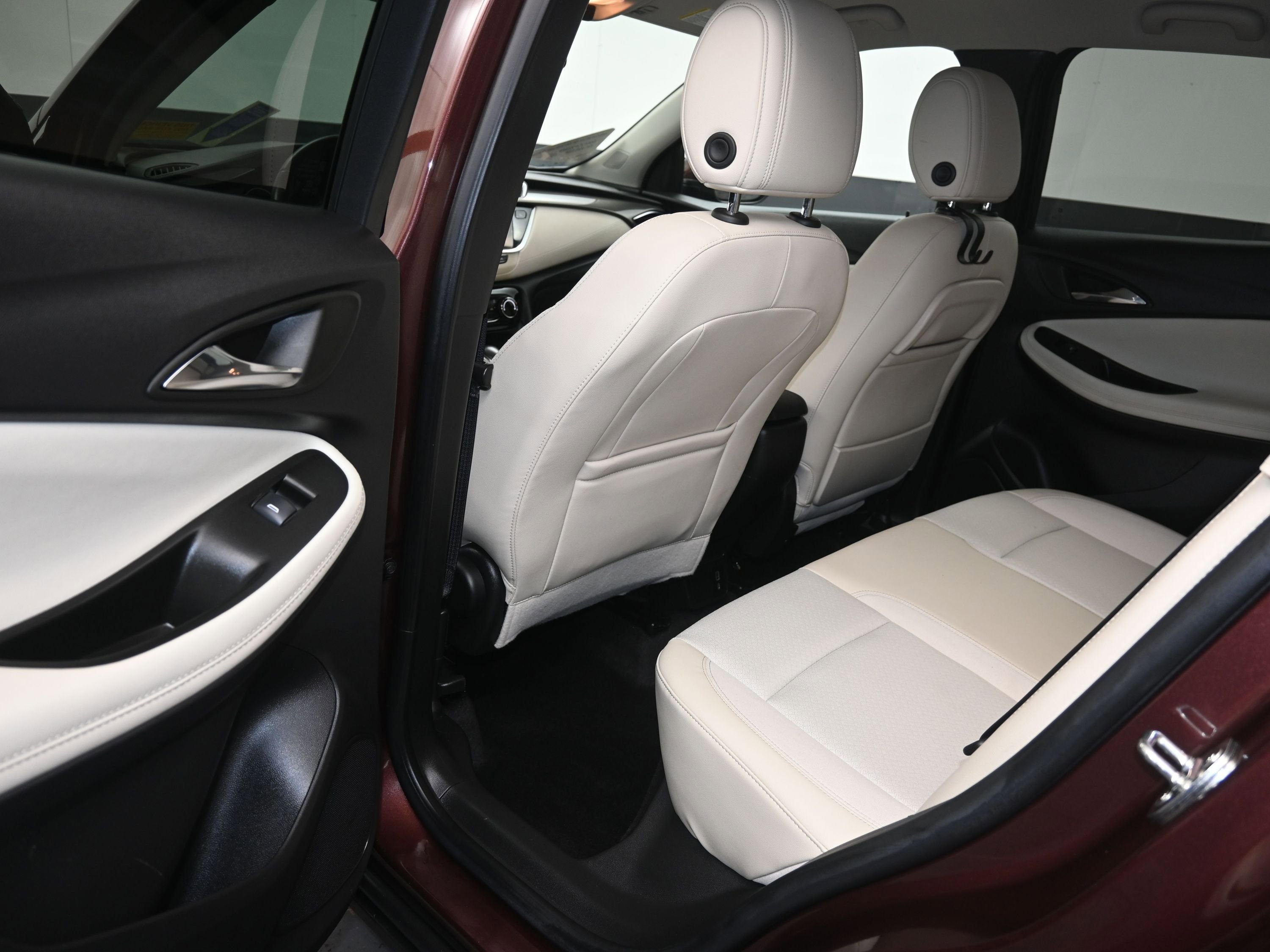 Used 2023 Buick Encore GX Preferred image 22