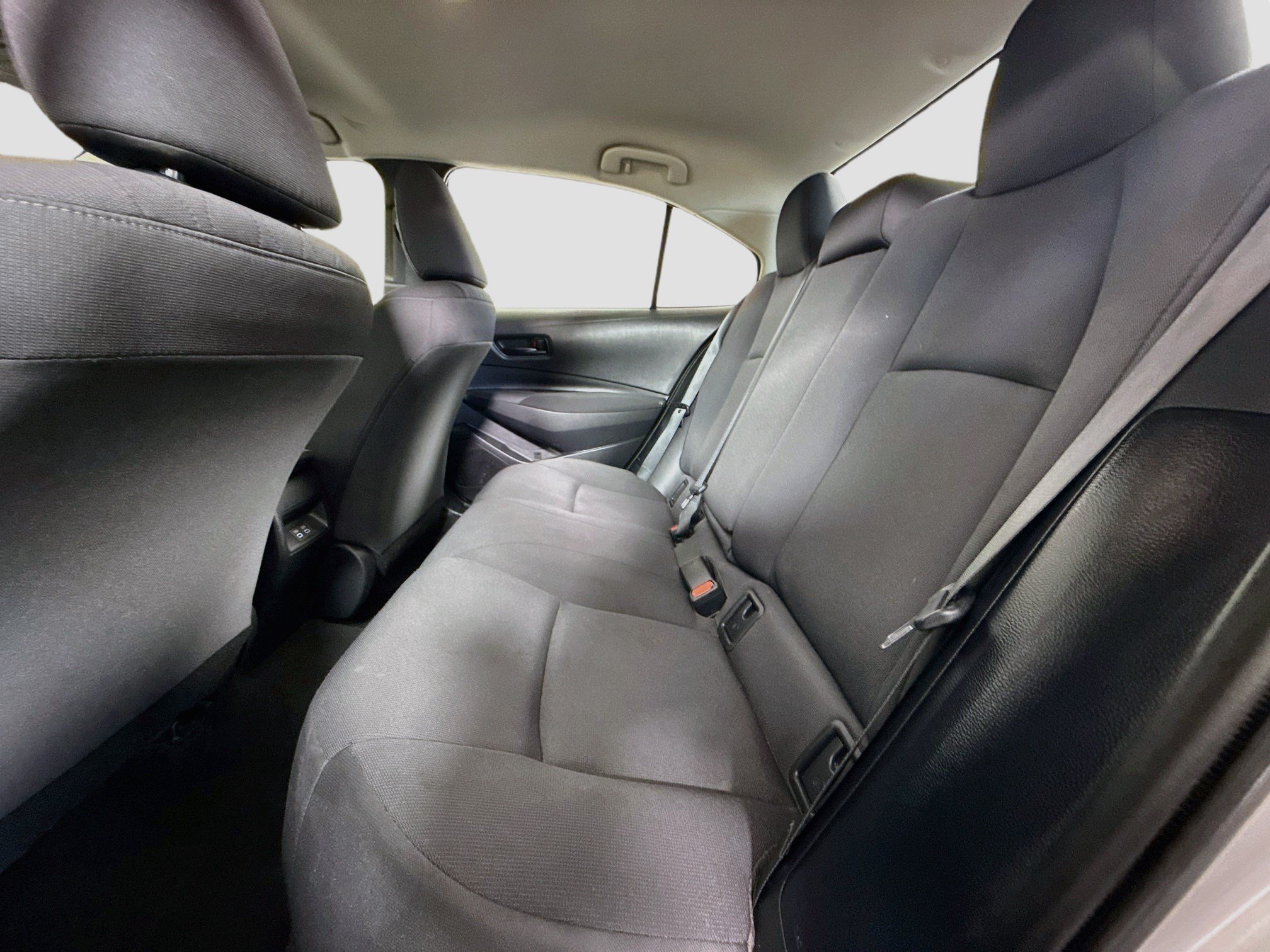 Used 2024 Toyota Corolla LE FWD image 24