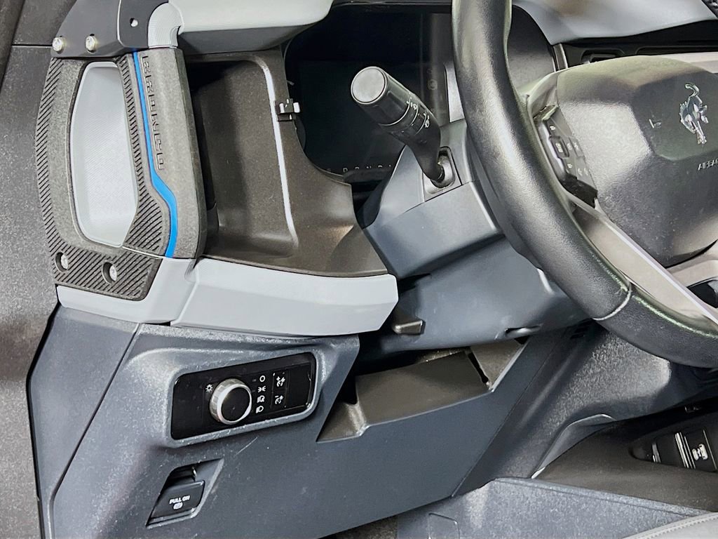 Certified 2023 Ford Bronco Black Diamond image 12