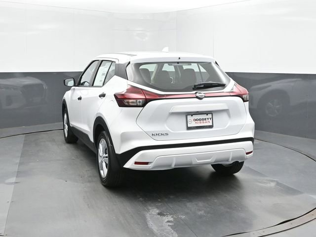 New 2025 Nissan Kicks Play S image 8