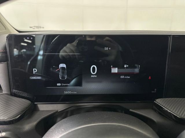 Certified 2025 Nissan Kicks SR image 17