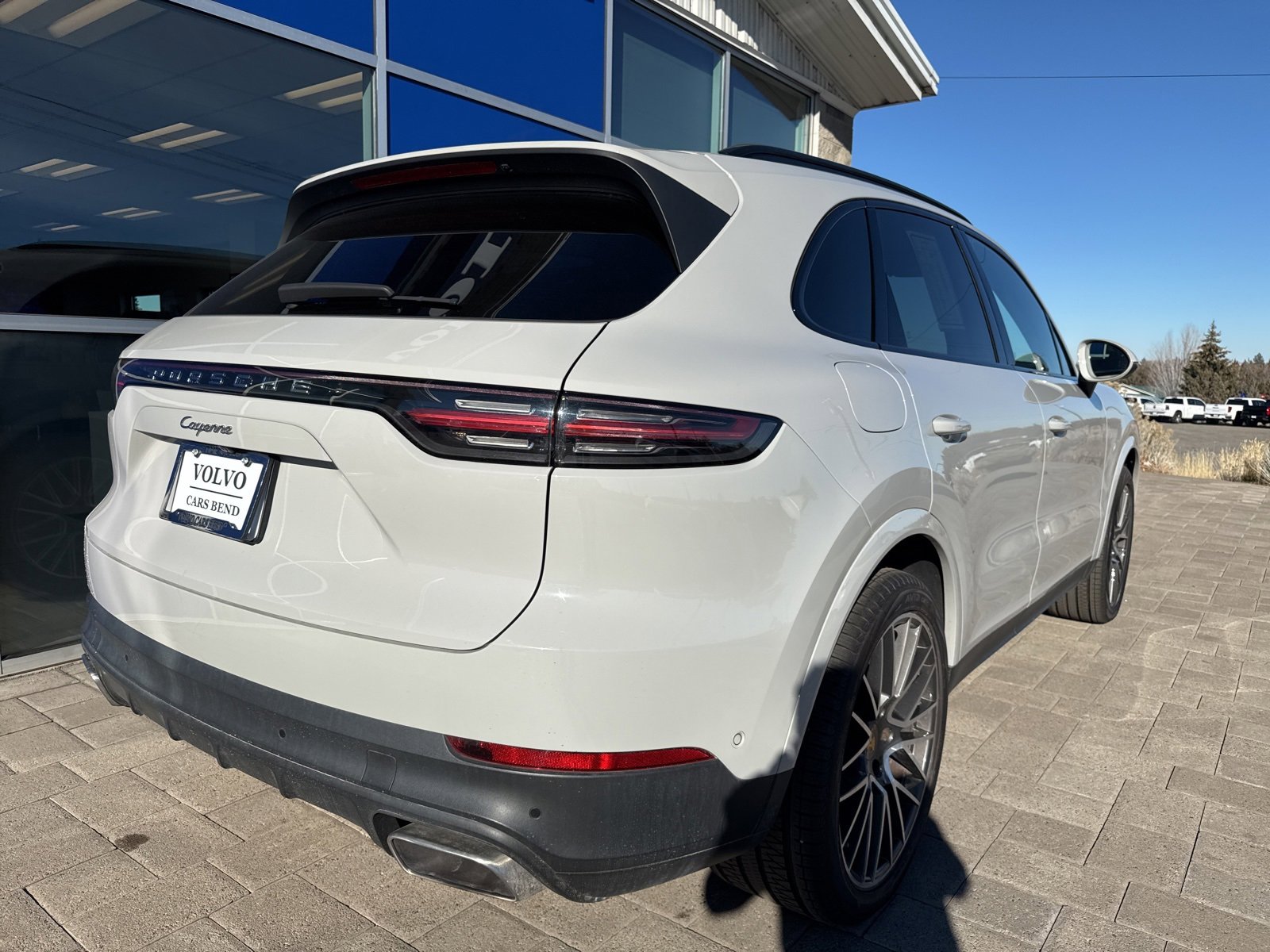 Used 2022 Porsche Cayenne Base image 6