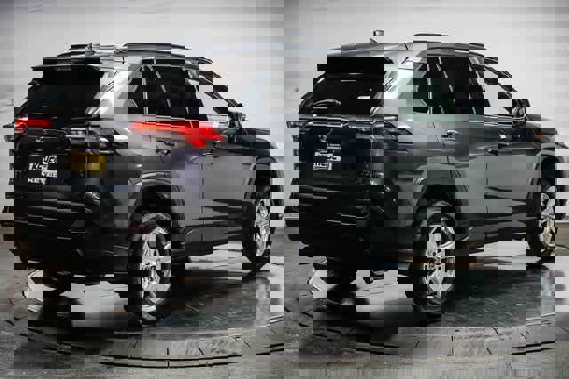 Certified 2019 Toyota RAV4 XLE image 5