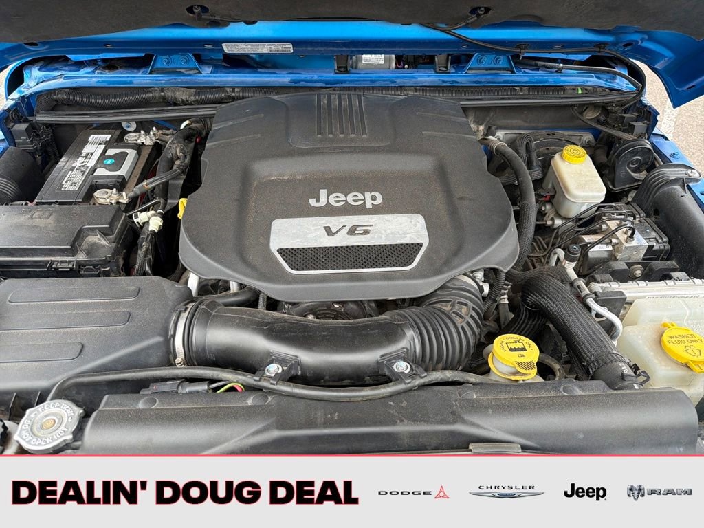 Used 2014 Jeep Wrangler Sahara image 13