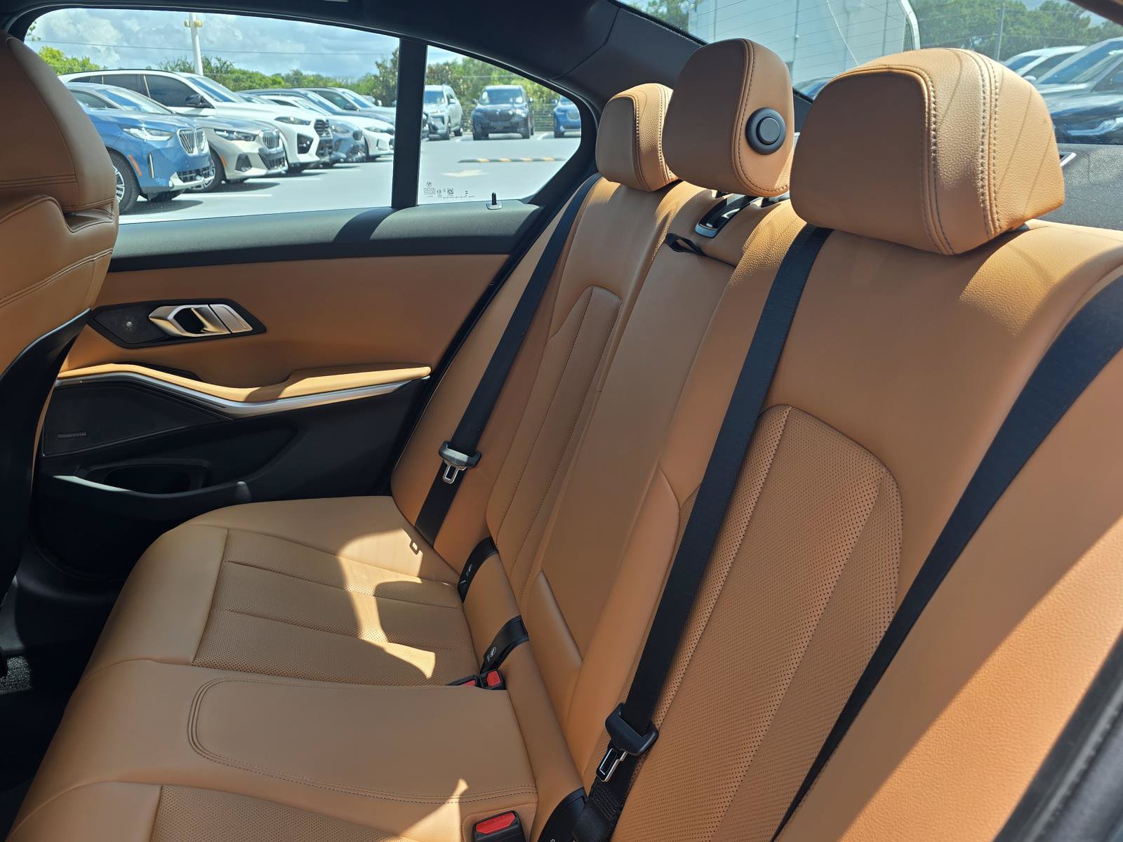 New 2026 BMW 330i Sedan w/ M Sport Package RWD image 10