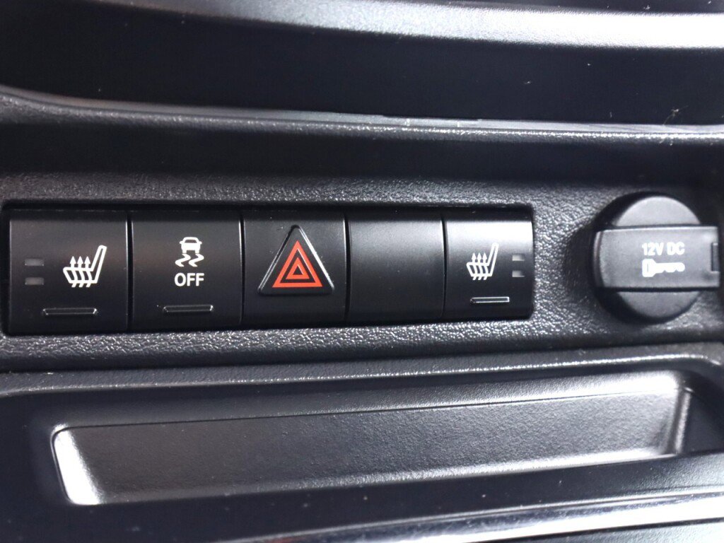 Used 2017 Jeep Patriot Sport image 18