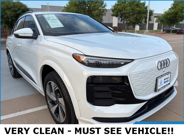 Used 2025 Audi Q6 e-tron Premium Plus image 2