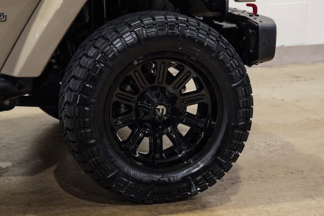 Used 2017 Jeep Wrangler Rubicon AWD/4WD image 29