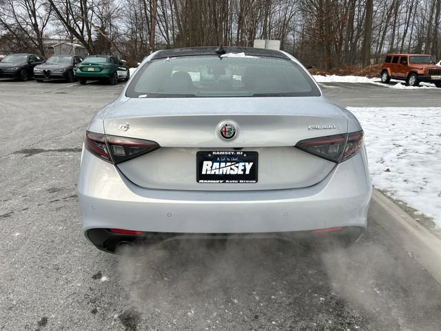 New 2025 Alfa Romeo Giulia AWD w/ Driving Assist Package image 7