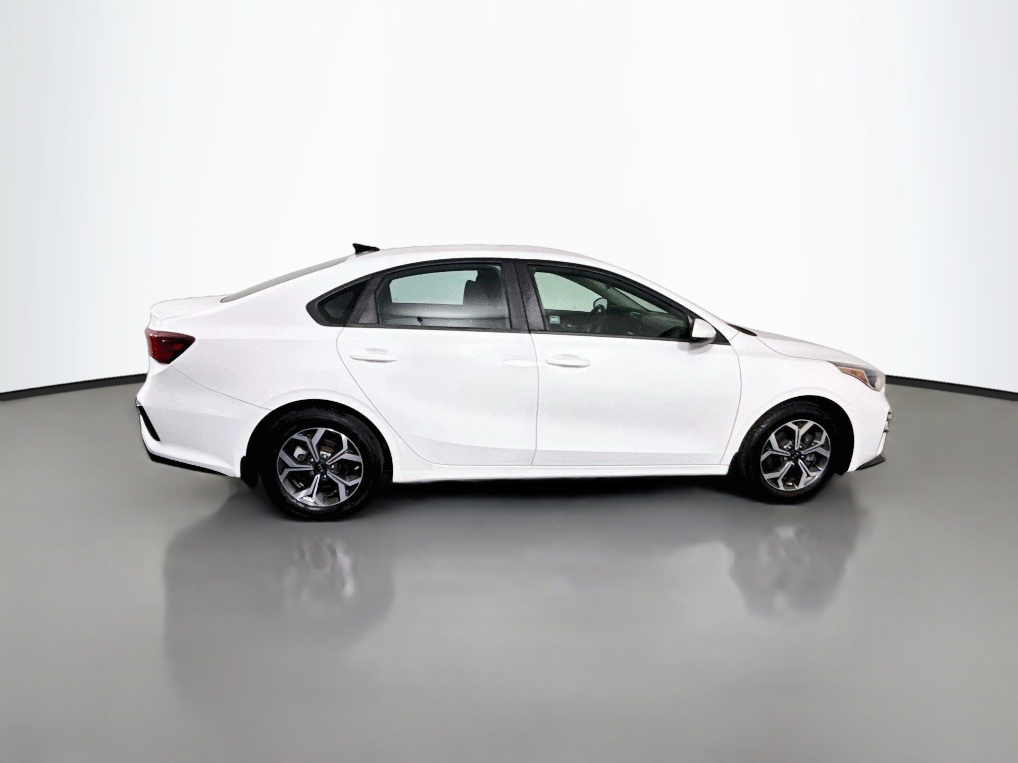 Used 2019 Kia Forte LXS FWD image 11