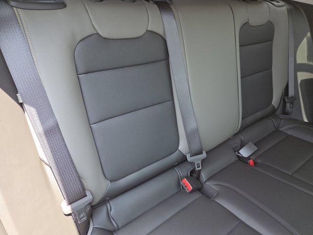 New 2026 Chevrolet Trax ACTIV w/ Driver Confidence Package FWD image 18
