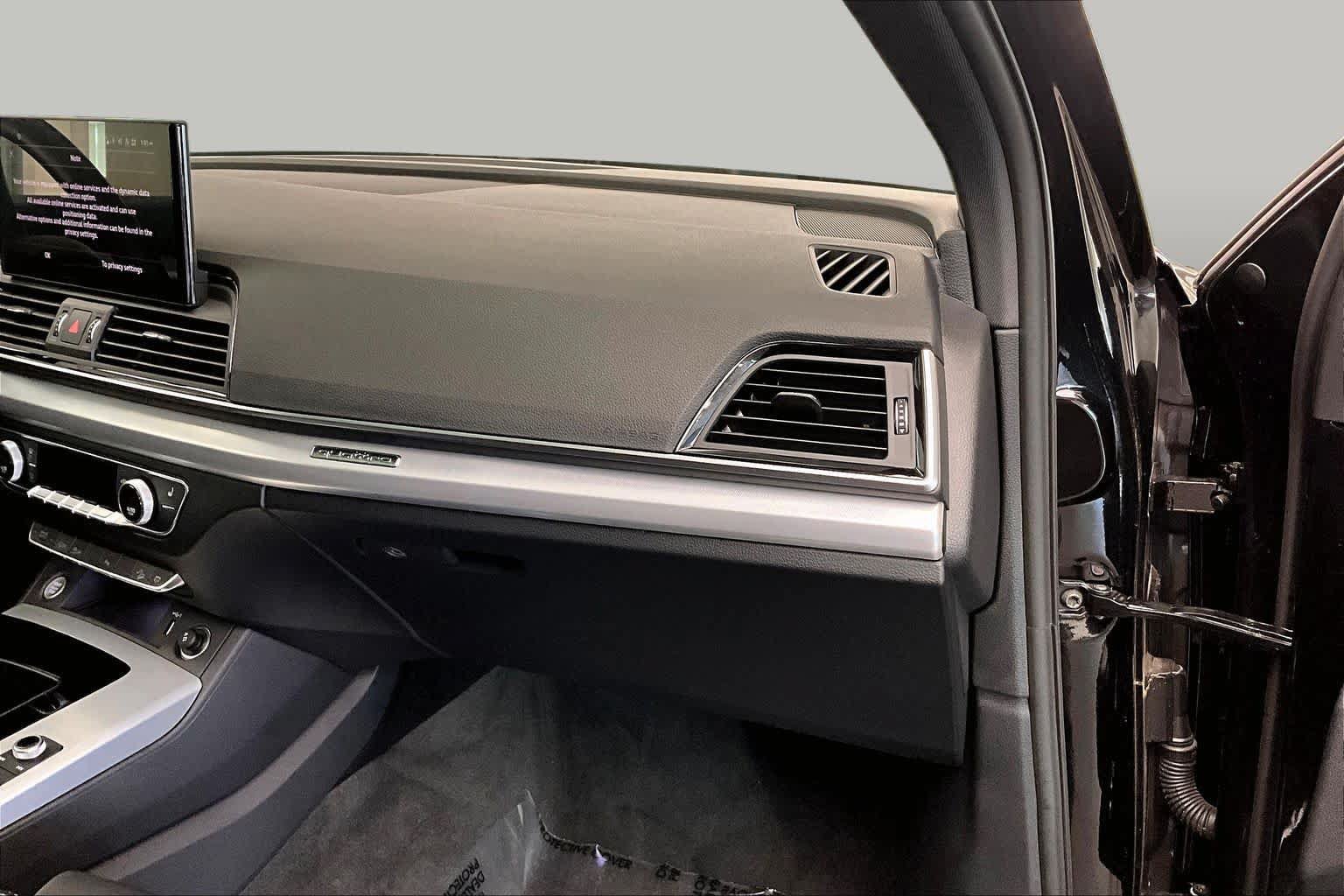 Used 2025 Audi Q5 2.0T Premium AWD/4WD image 19