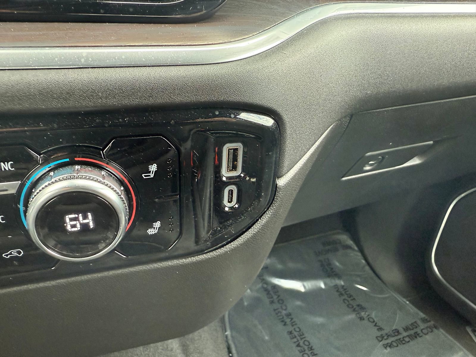 Certified 2026 GMC Sierra 1500 SLT image 26