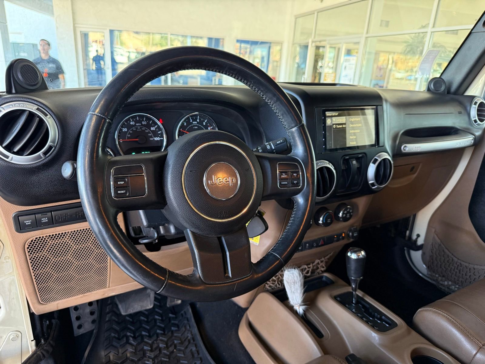 Used 2011 Jeep Wrangler Rubicon w/ PWR Convenience Group image 16