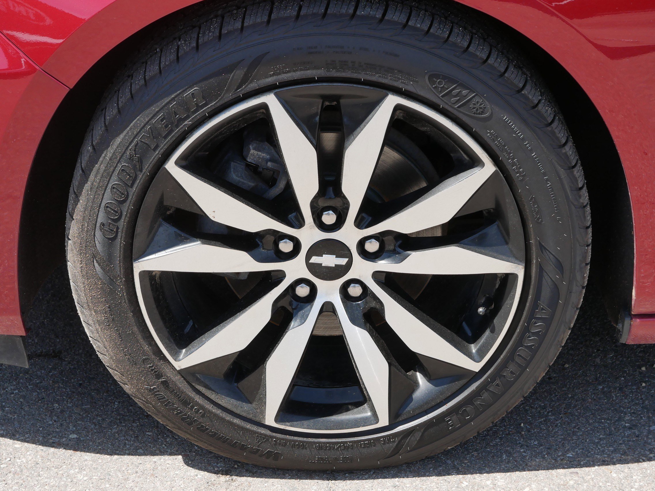 Used 2017 Chevrolet Malibu LT w/ Leather Package FWD image 15